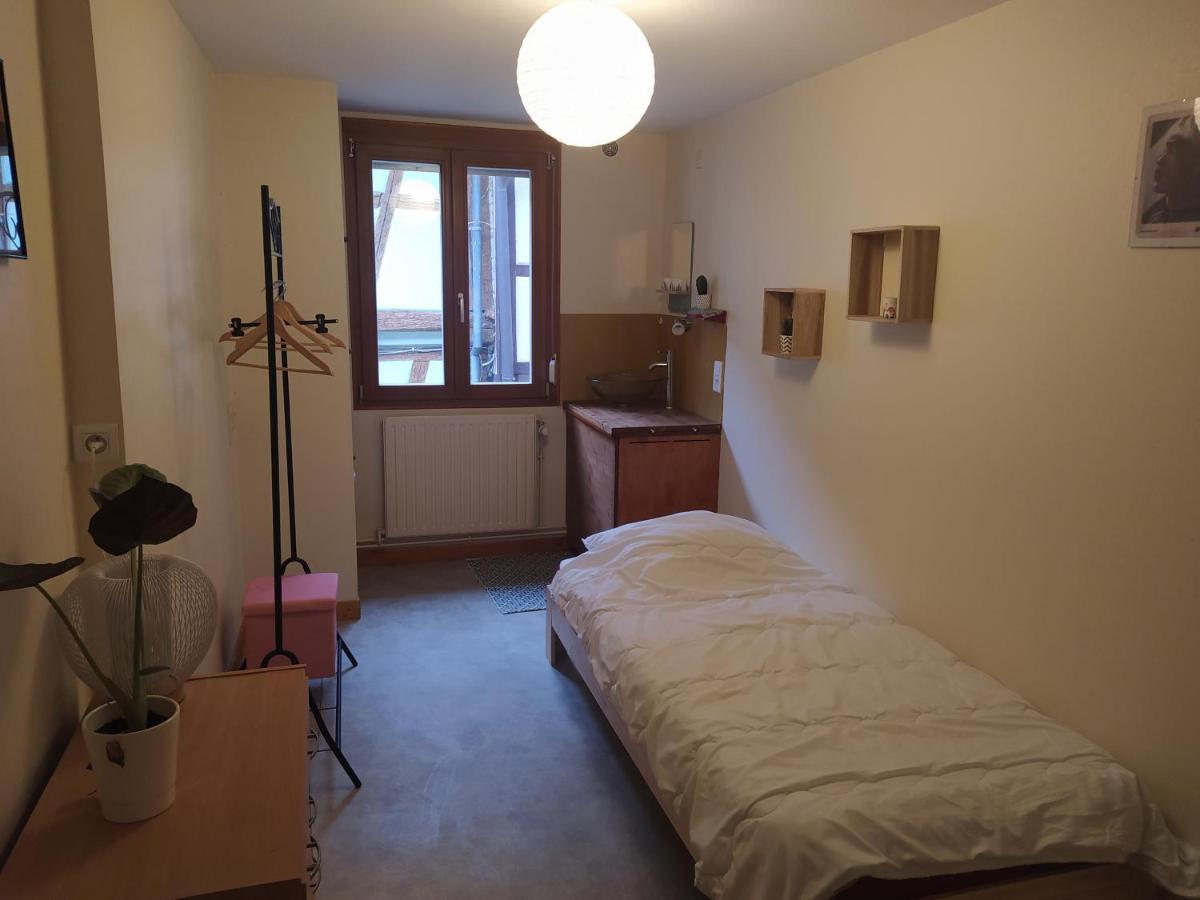 Chey Mybam, Agreable Maison Au Centre De Selestat 빌라 외부 사진
